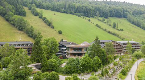 BR_ChrisBorg_Juli23_Hotelanlage_27_bearb_Look25_1400x650px