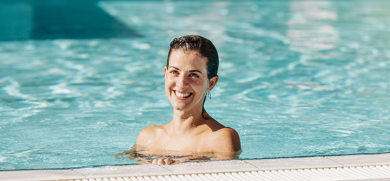 BAD-REUTHE_pool-220824-065_A-Lamprecht_1400x650px
